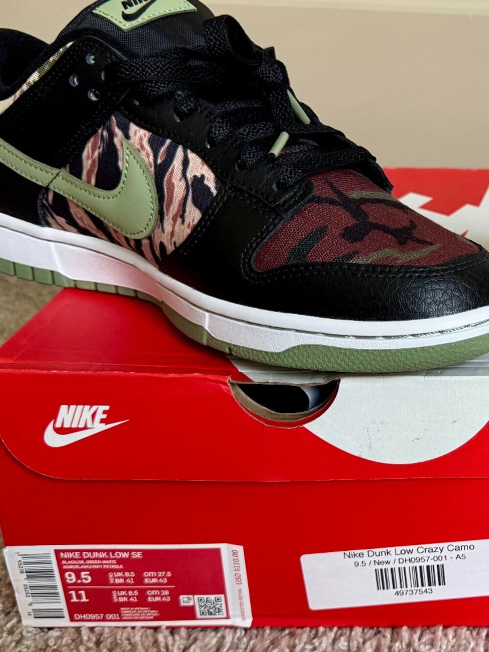 Nike Dunk Low SE Crazy Camo Mens Size 9.5 New In Box Deadstock
